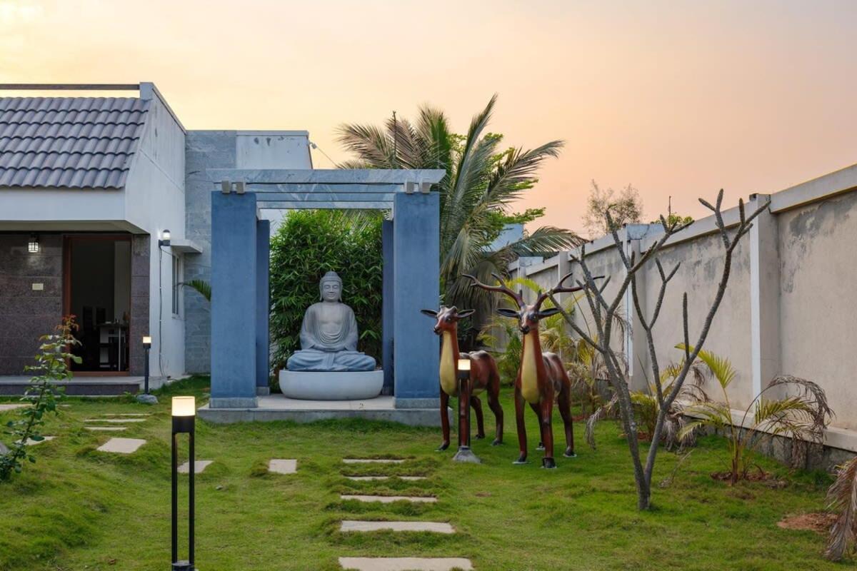 Blue Nest By Stayjadeparty Villalawn Hosūr Exterior foto